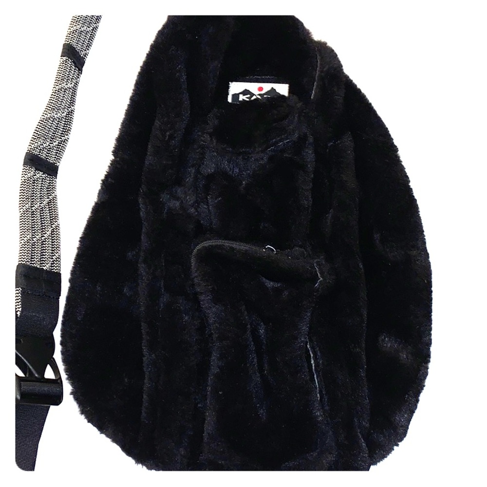 KAVU Rope Fuzz Bag in Black